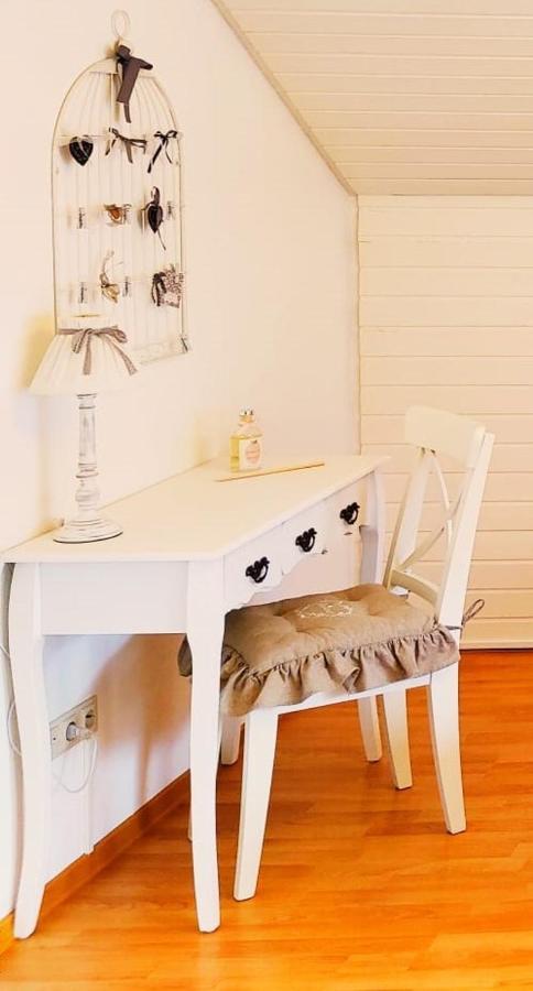 Romantic Style Apartment Titisee Bagian luar foto